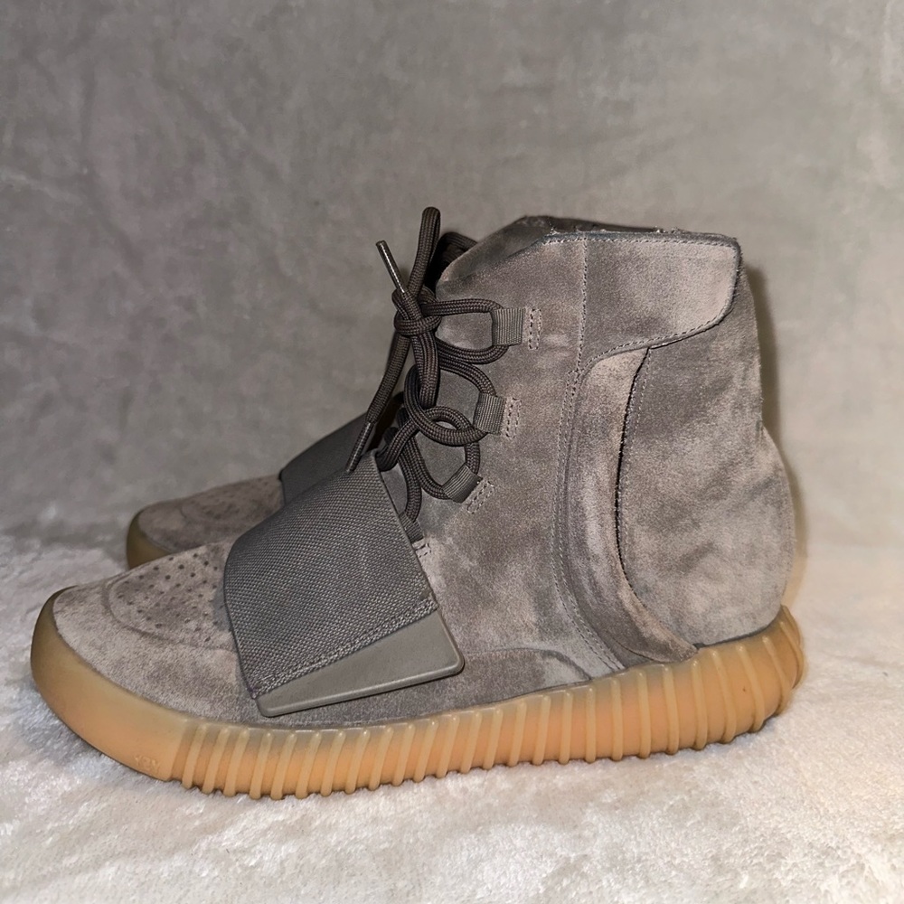 Yeezy Boost 750 Size-8 Men’s